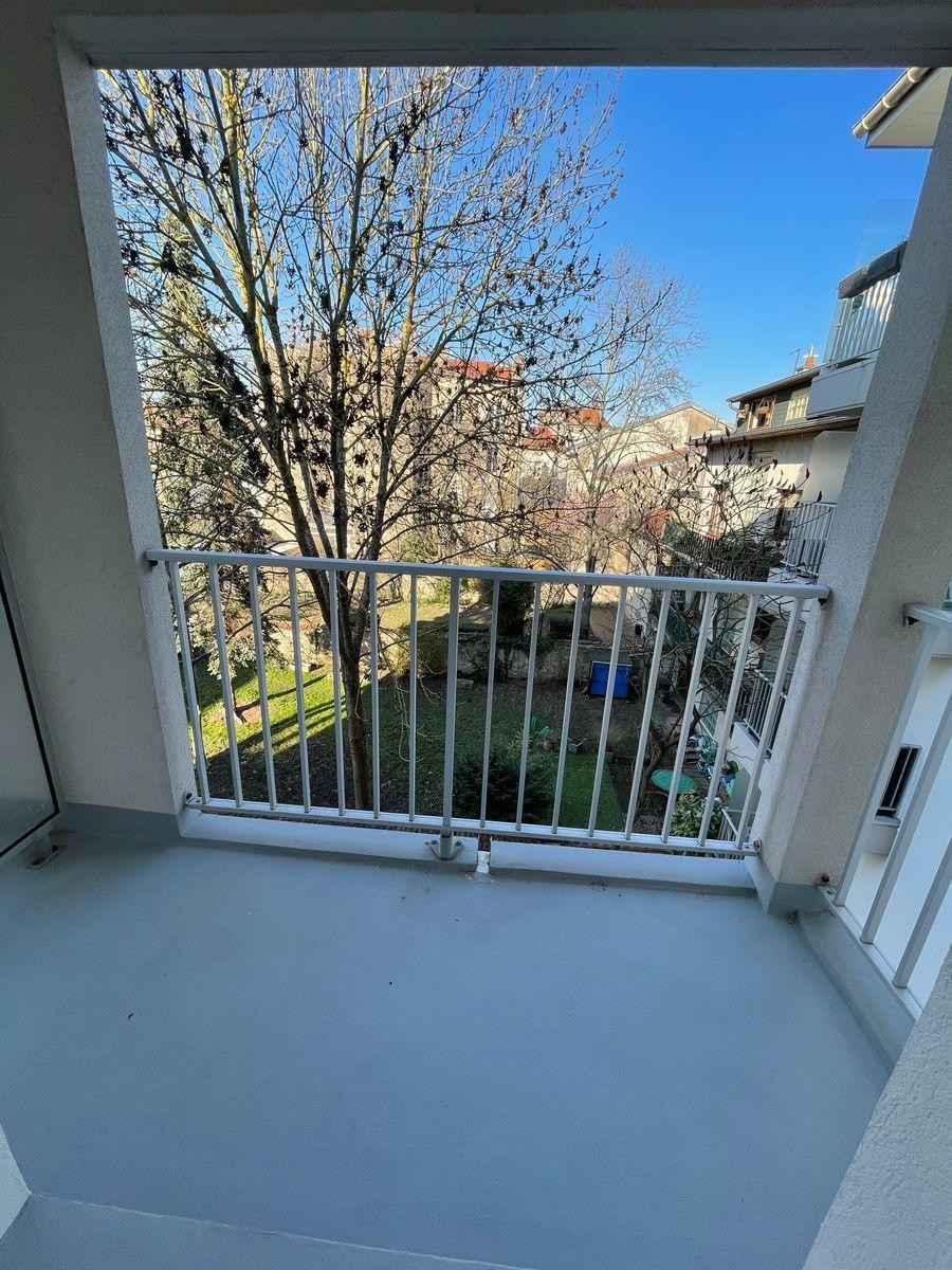 
                                                Colocation
                                                 Agréable et confortable f1