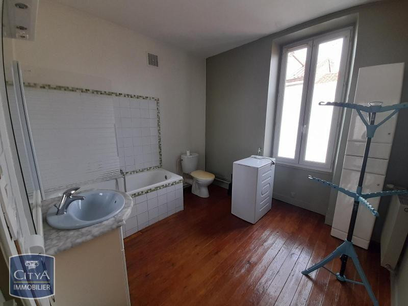 
                                                Location
                                                 Agréable maison de ville de 53 M2
