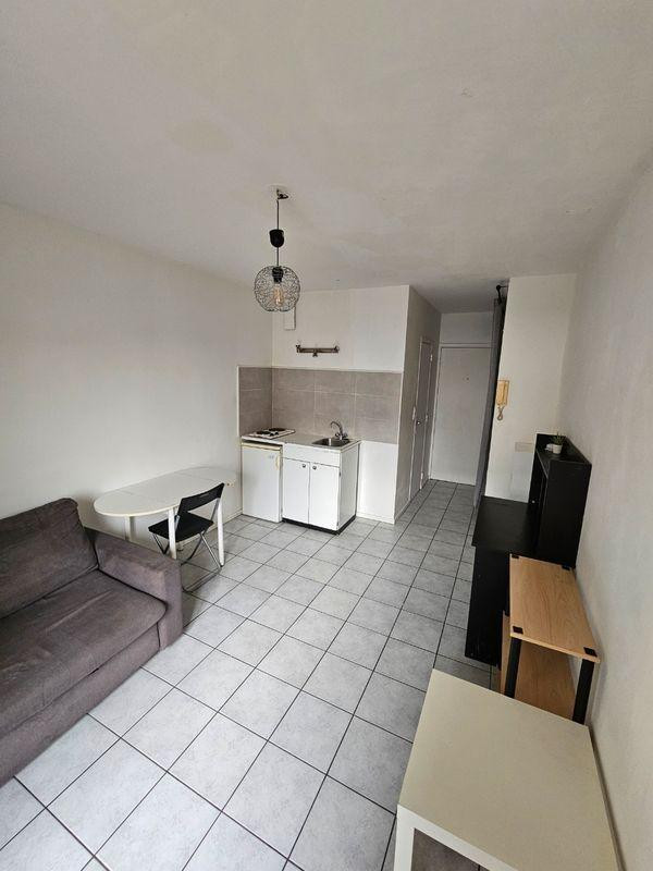 
                                                Location
                                                 Agréable studio 18m² Cezeaux