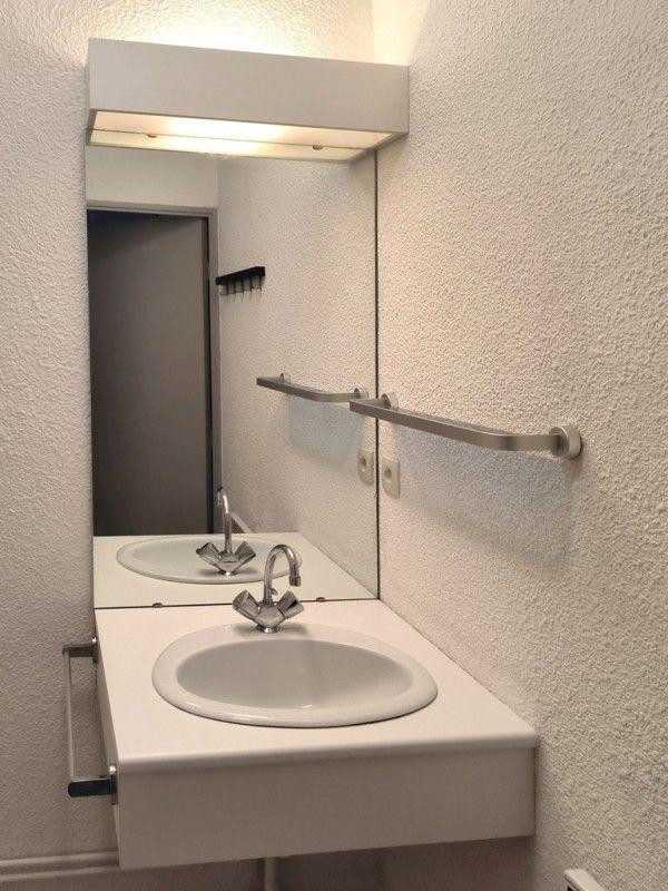 
                                                Location
                                                 Agréable studio dans résidence calme proche centre