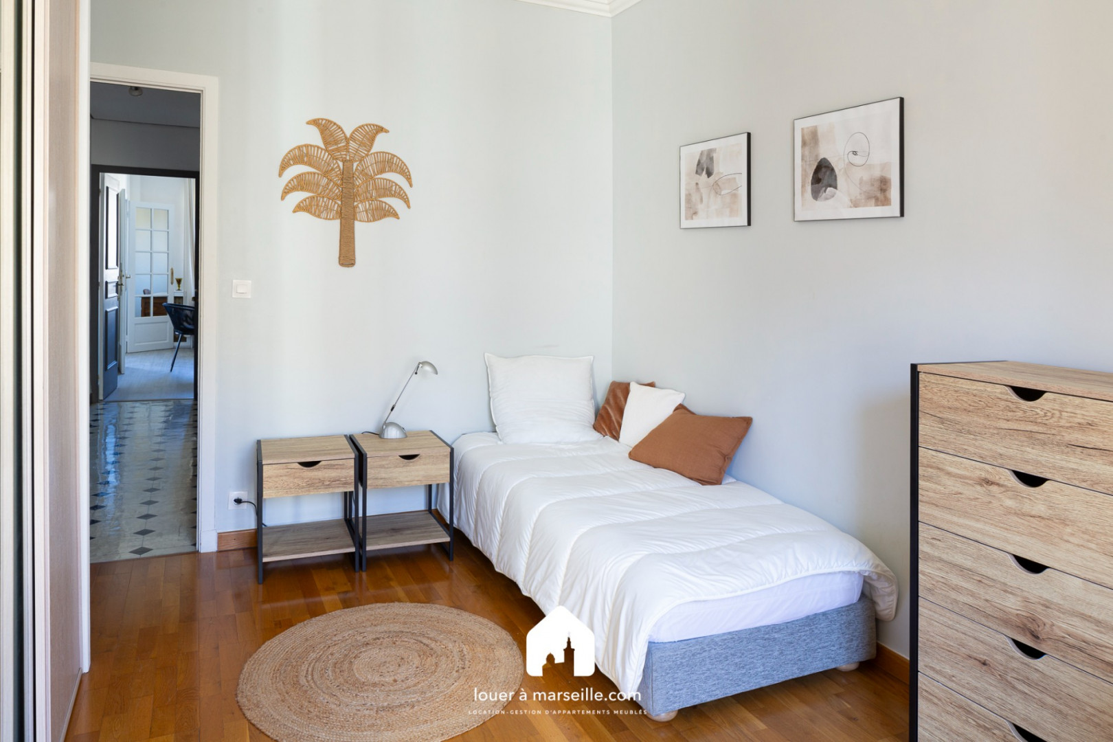 
                                                Location
                                                 agréable T3 meublé avec balcon