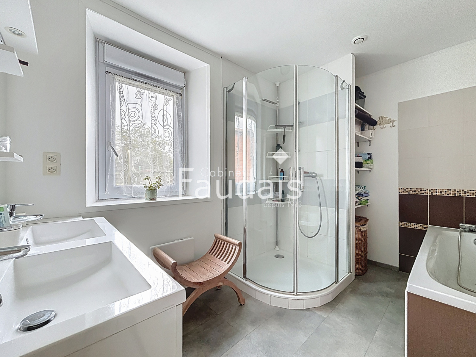 
                                                Vente
                                                 AIREL - Charmante maison de bourg 3 Chambres - Proche gare d