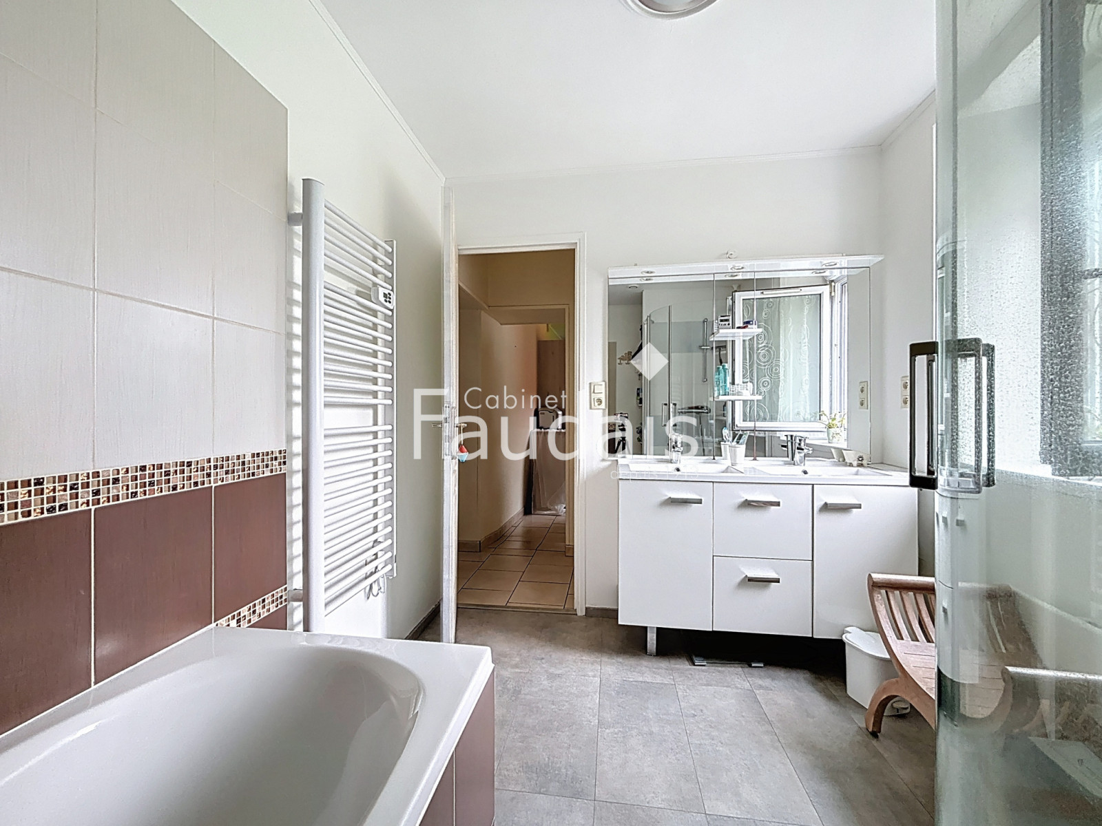 
                                                Vente
                                                 AIREL - Charmante maison de bourg 3 Chambres - Proche gare d