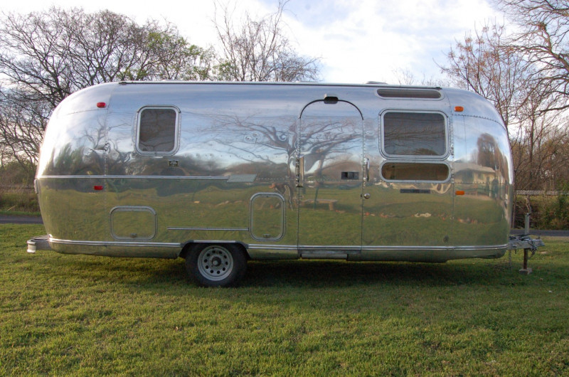 
                                                Matériel Restauration
                                                 airstream food truck