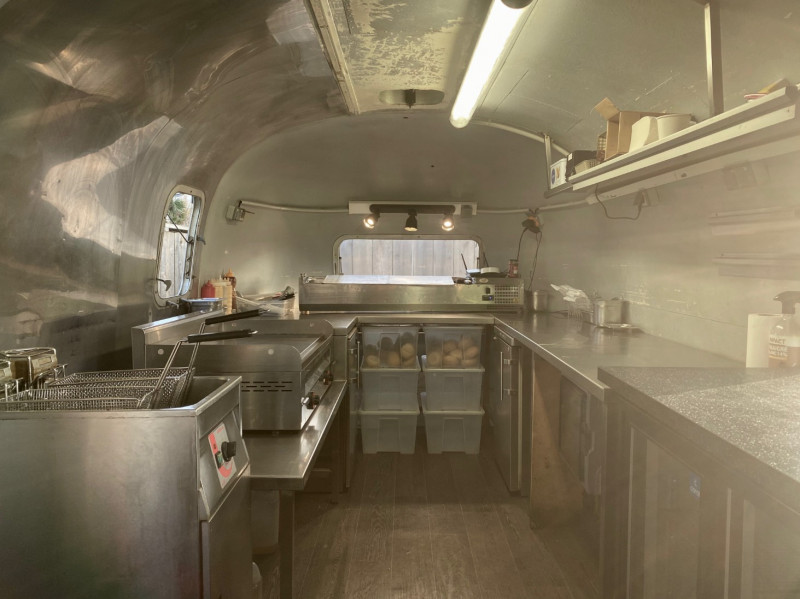 
                                                Matériel Restauration
                                                 airstream food truck