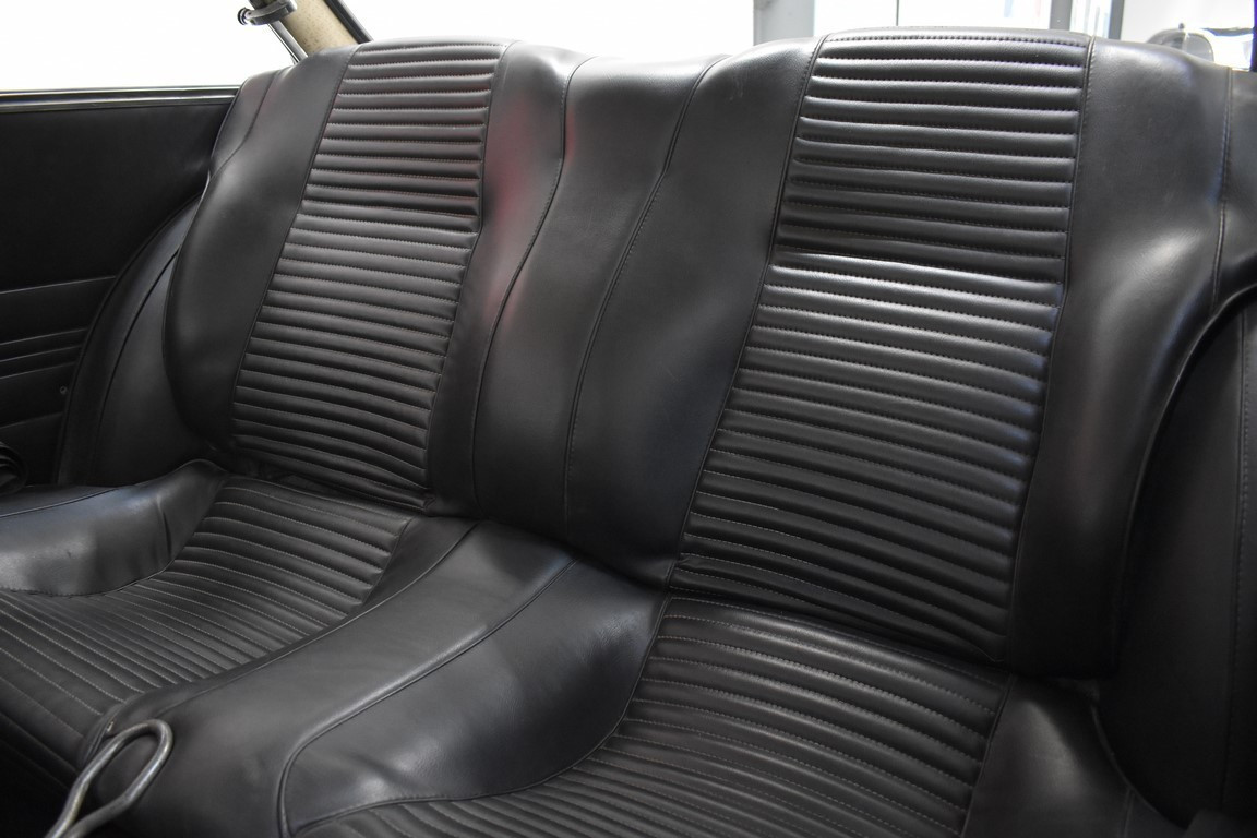 
                                                Voiture
                                                 ALFA ROMEO 2000 Coupé GT Veloce