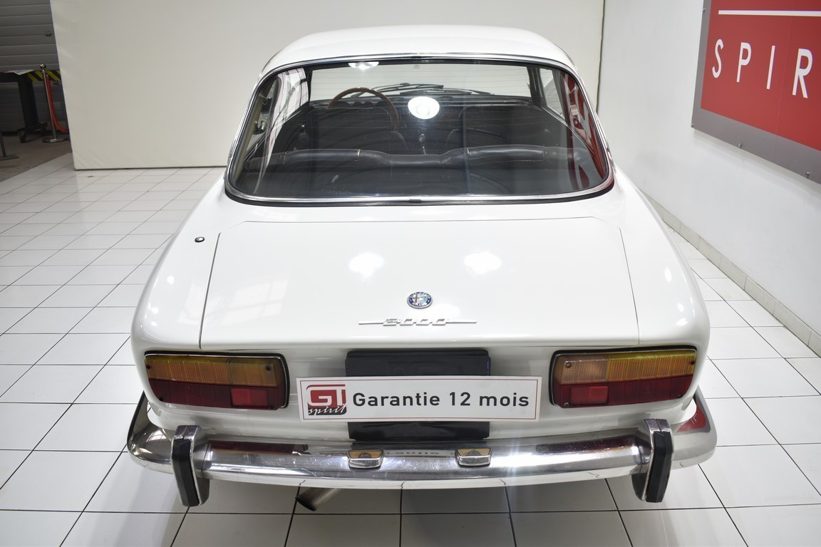 
                                                Voiture
                                                 ALFA ROMEO 2000 Coupé GT Veloce