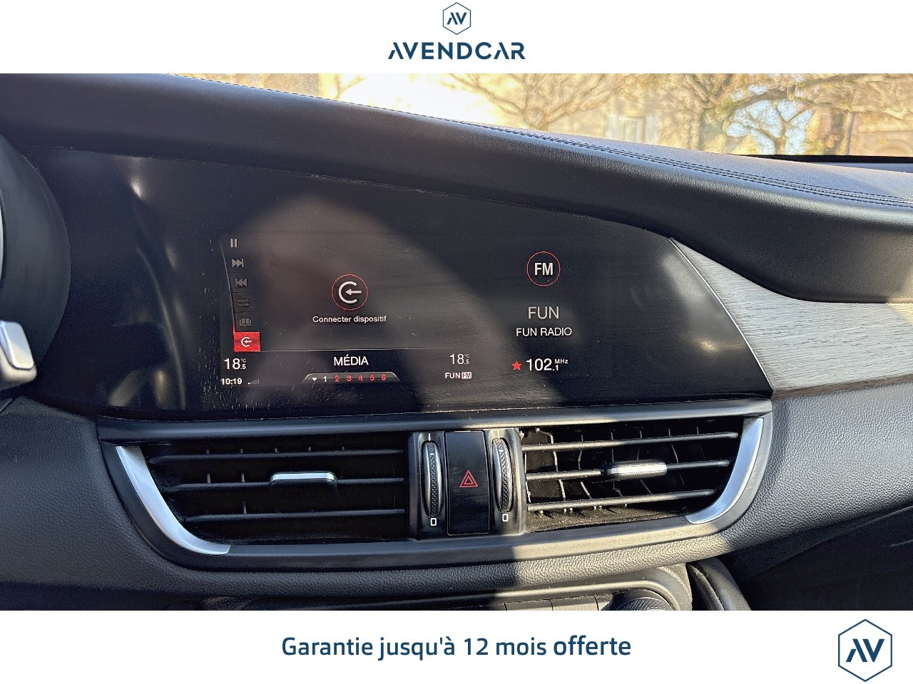 
                                                Voiture
                                                 Alfa Romeo Giulia