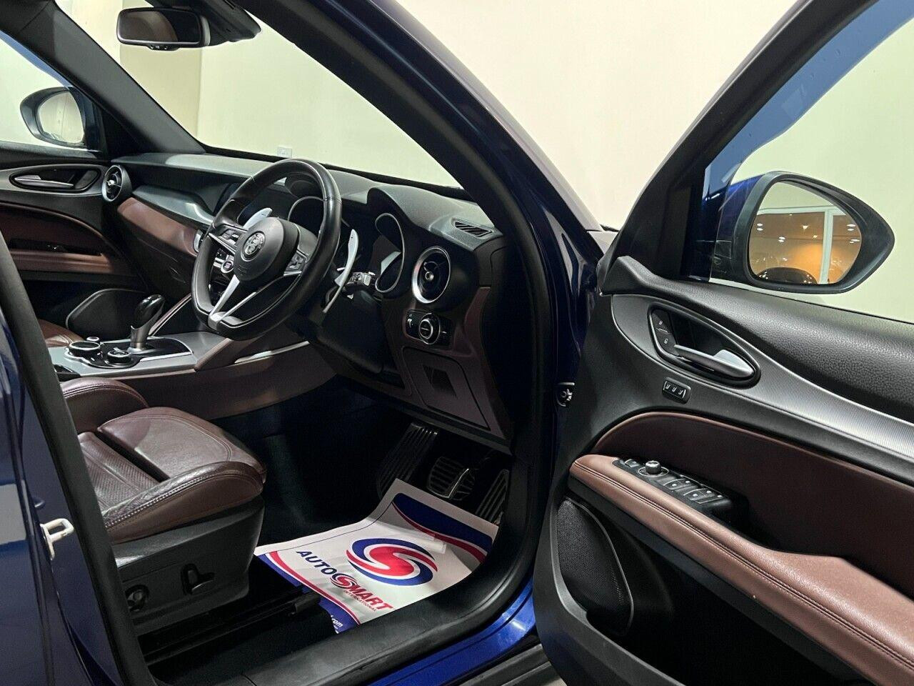 Voiture
                                                 Alfa Romeo Stelvio 2.2 TD Milano Edizione SUV 5dr Diesel Auto Q4 AWD Euro 6 (s/s) (210 ps)