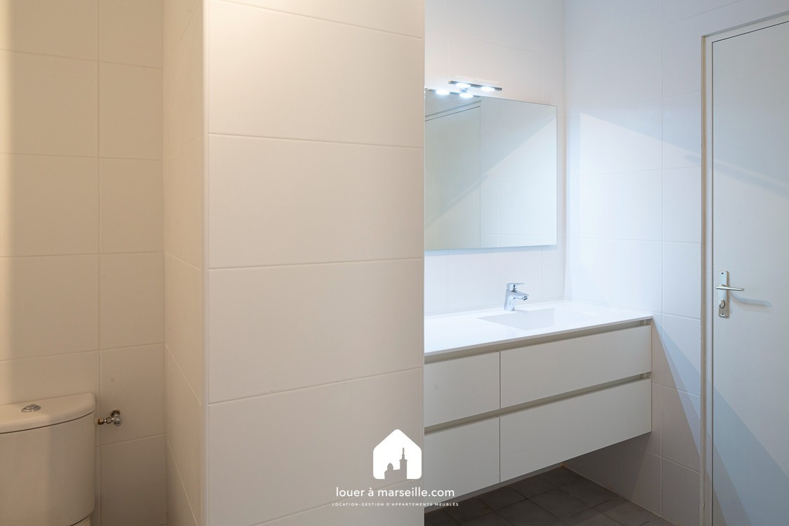 
                                                Vente
                                                 ALMERAS