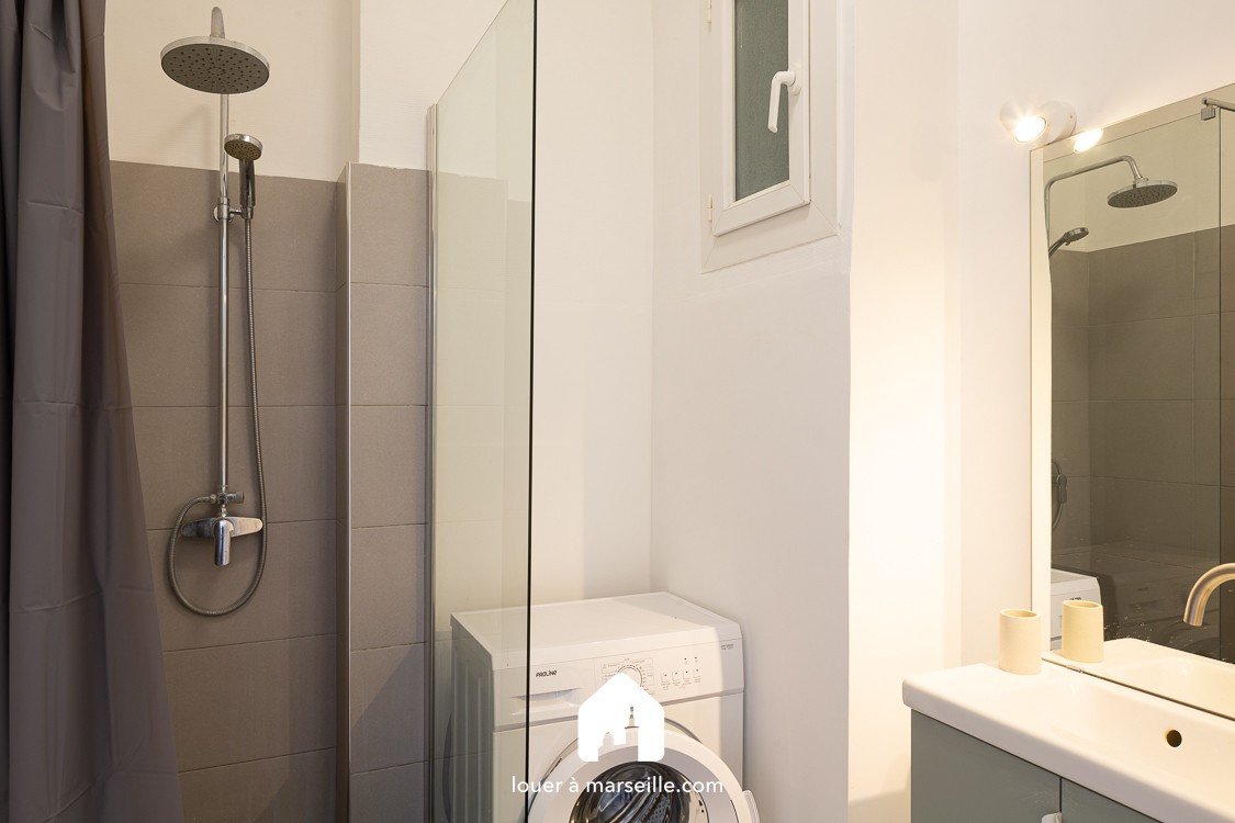 
                                                Location
                                                 Ambroise Paré