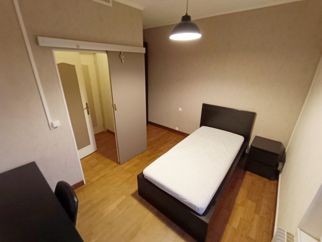 
                                                Vente
                                                 Amiénoise 3 chambres 75 m2 St-Pierre