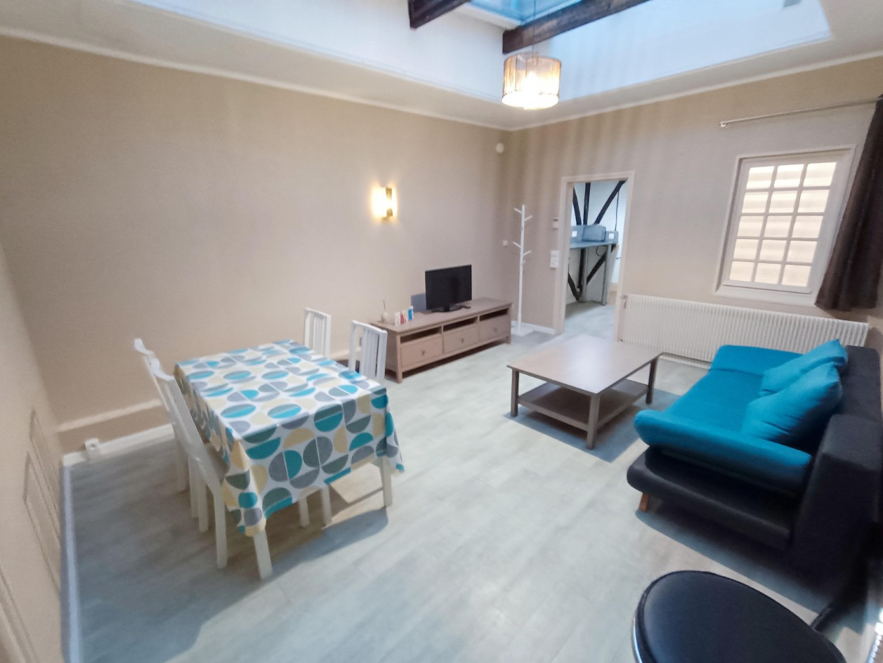 
                                                Vente
                                                 Amiénoise 3 chambres 75 m2 St-Pierre