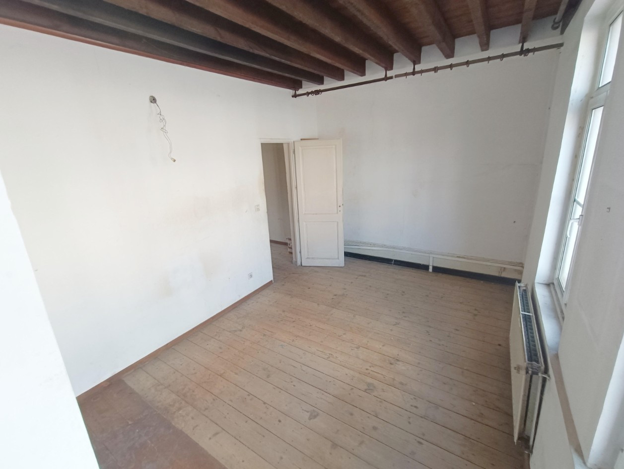 
                                                Vente
                                                 Amiénoise 4 chambres – 113 m2 – Terrasse