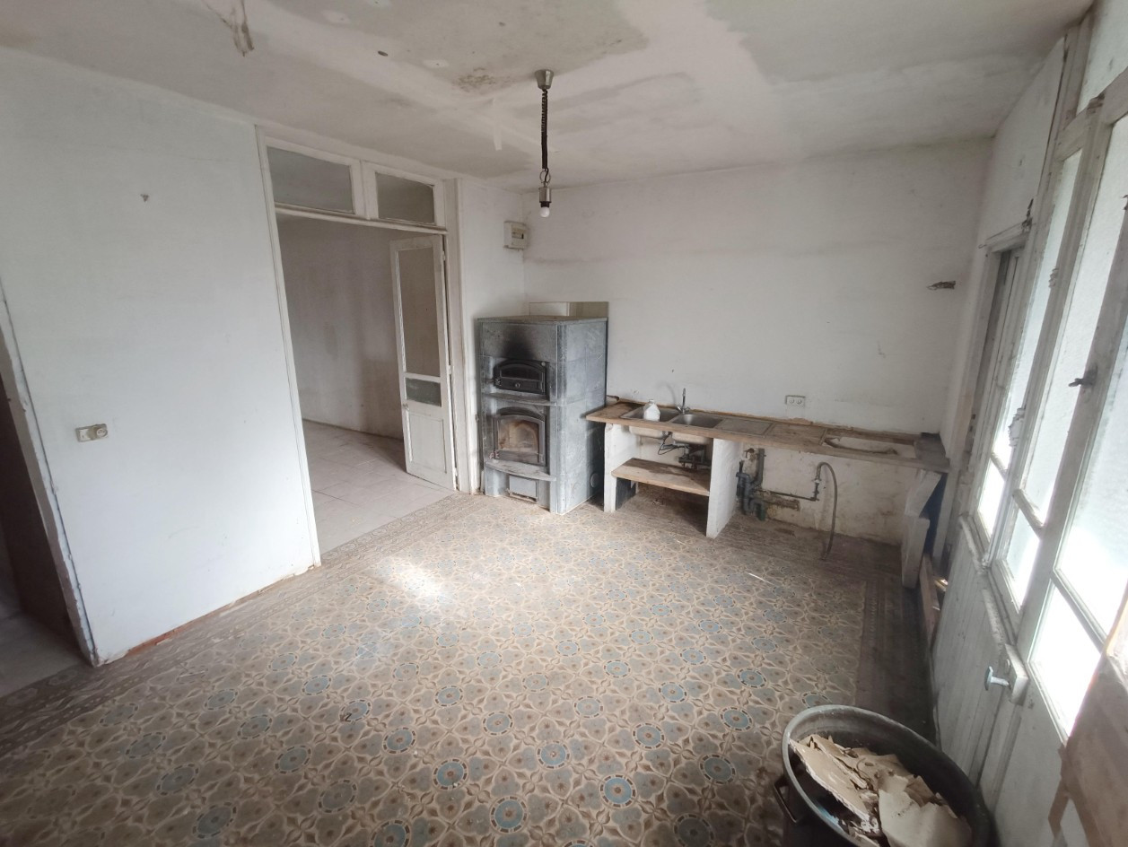 
                                                Vente
                                                 Amiénoise 4 chambres – 113 m2 – Terrasse