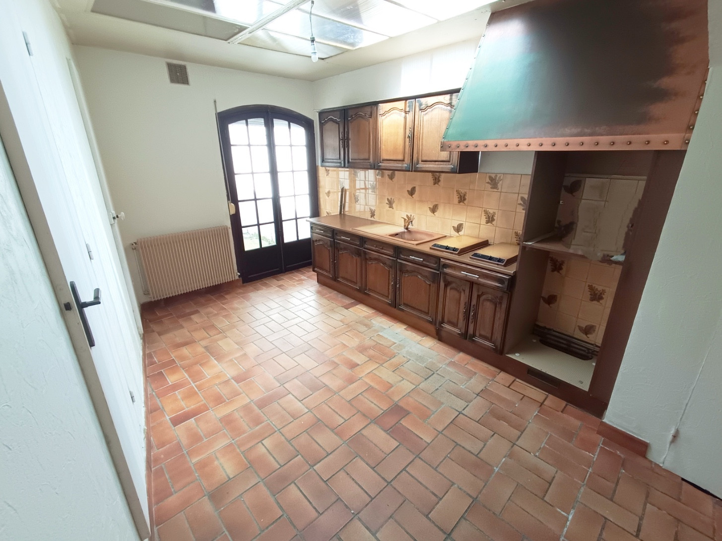 
                                                Vente
                                                 Amiénoise 4 chambres cour, grenier, cave Amiens