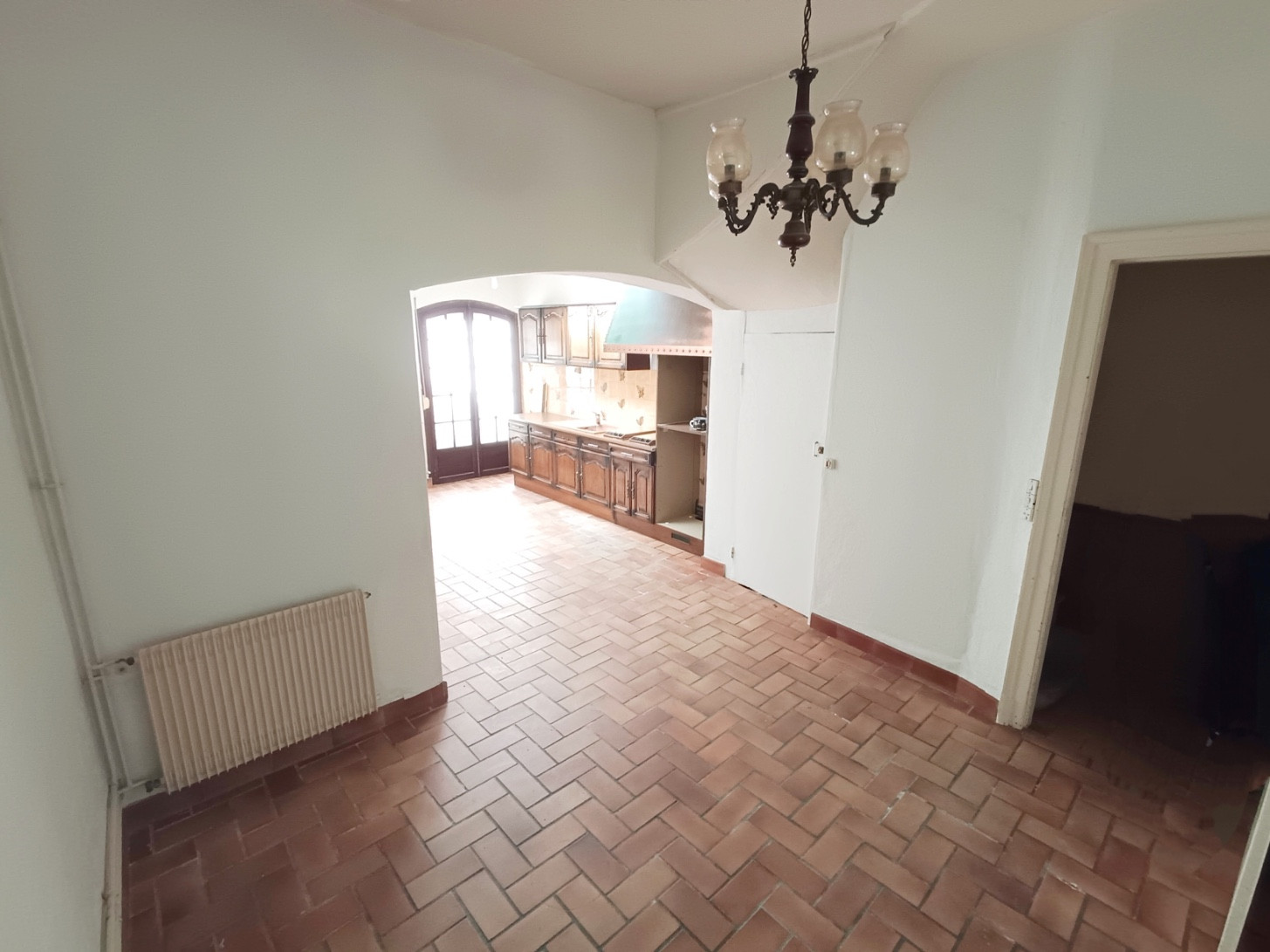 
                                                Vente
                                                 Amiénoise 4 chambres cour, grenier, cave Amiens