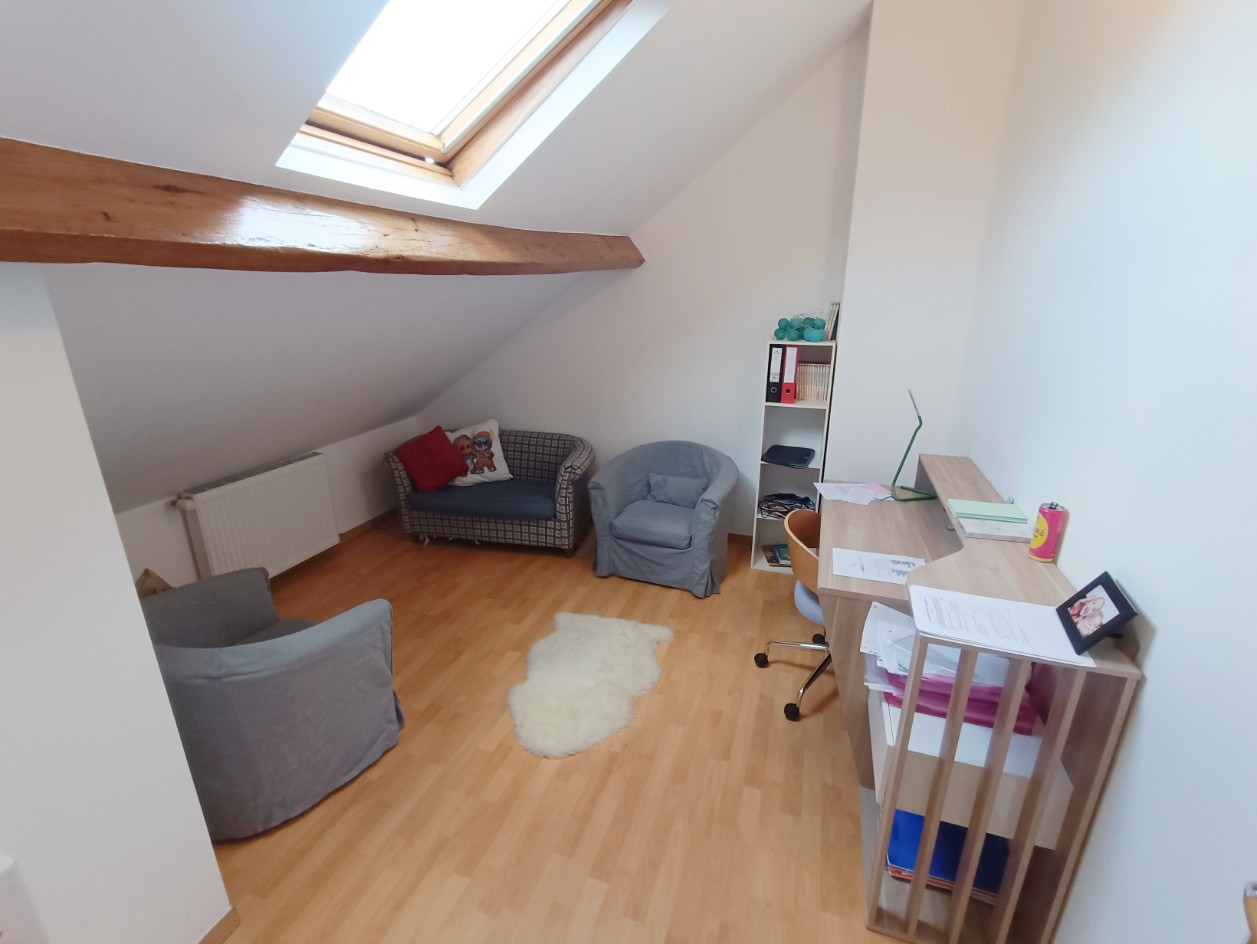 
                                                Vente
                                                 Amiénoise rénovée, 2 chambres et jardin