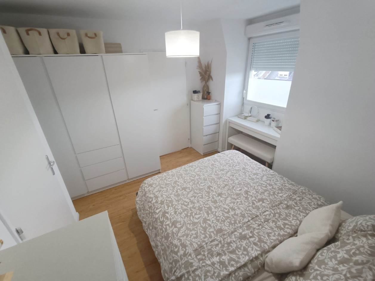 
                                                Vente
                                                 Amiens Appartement T2 récent avec parking privé