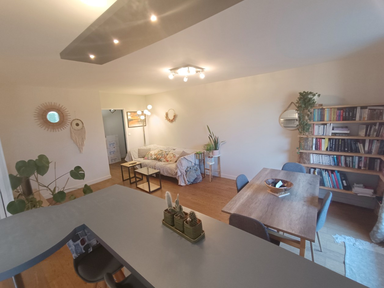 
                                                Location
                                                 Amiens Appartement T3 et jardin