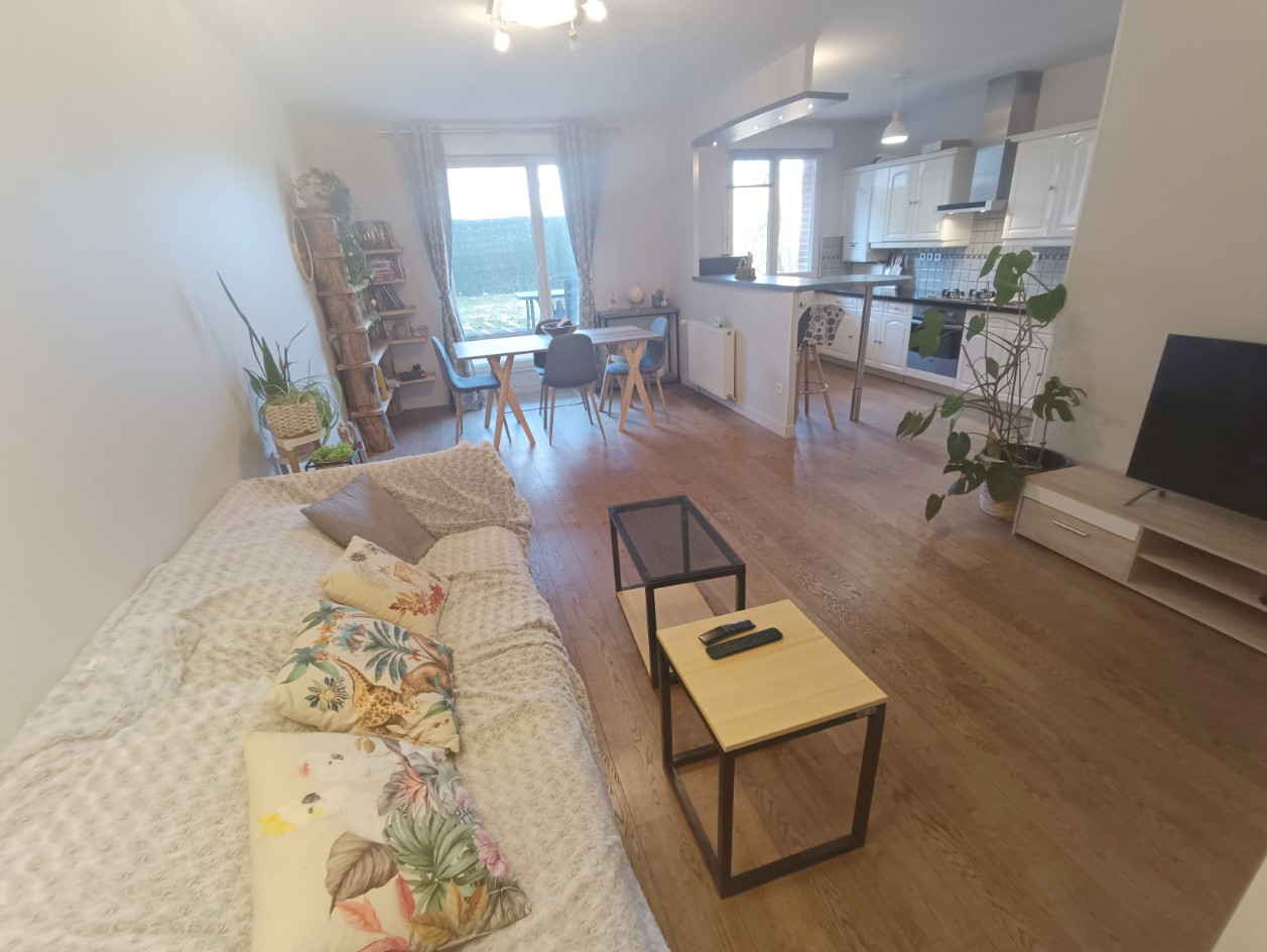 
                                                Location
                                                 Amiens Appartement T3 et jardin