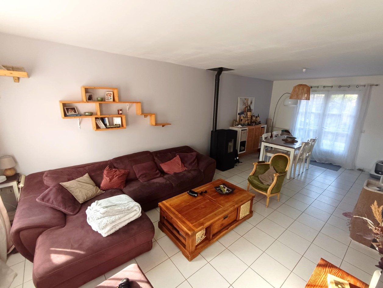 
                                                Vente
                                                 Amiens, Maison 3 chambres garage bords de Somme