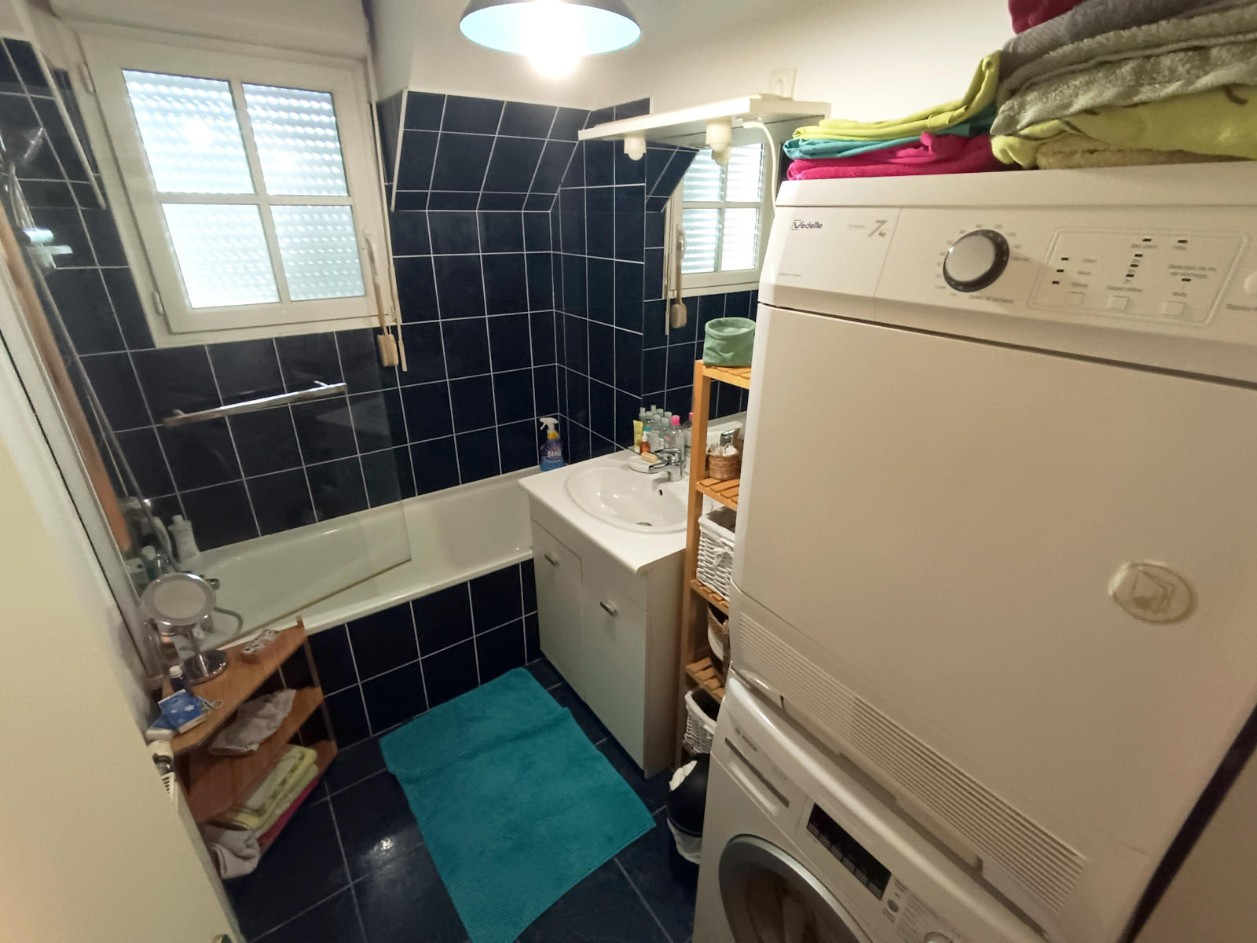 
                                                Vente
                                                 Amiens, Maison 3 chambres garage bords de Somme