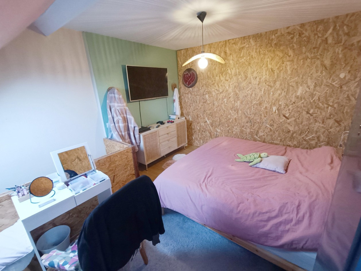 
                                                Vente
                                                 Amiens, maison de 3 chambres, 106m2, grande cour