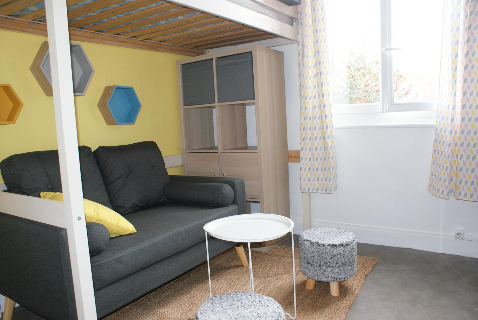 
                                                Colocation
                                                 AMIENS ST LEU