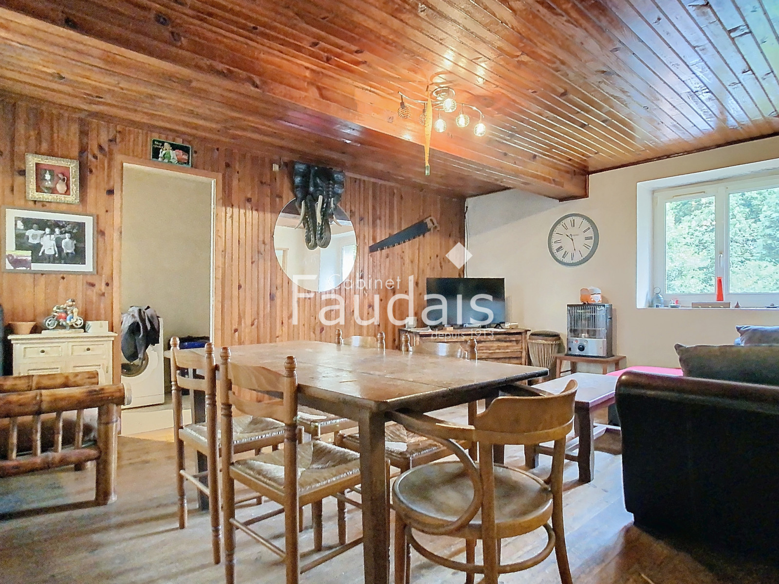 
                                                Vente
                                                 Ancien moulin à rénover sans vis à vis