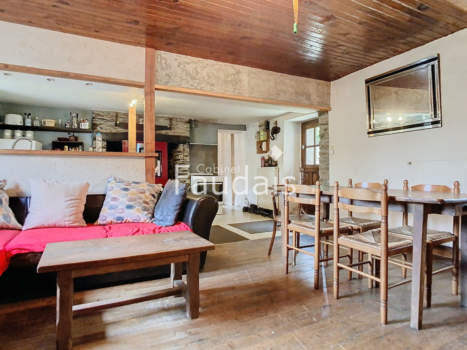 
                                                Vente
                                                 Ancien moulin à rénover sans vis à vis