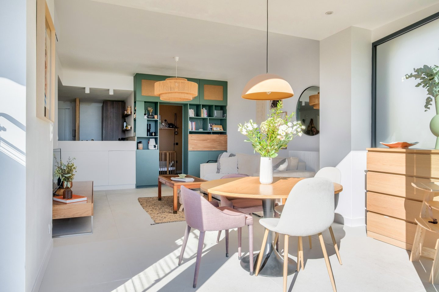 
                                                Vente
                                                 Antibes Peyregoue - Superbe rez de jardin dans une résidence sécurisée avec vue mer