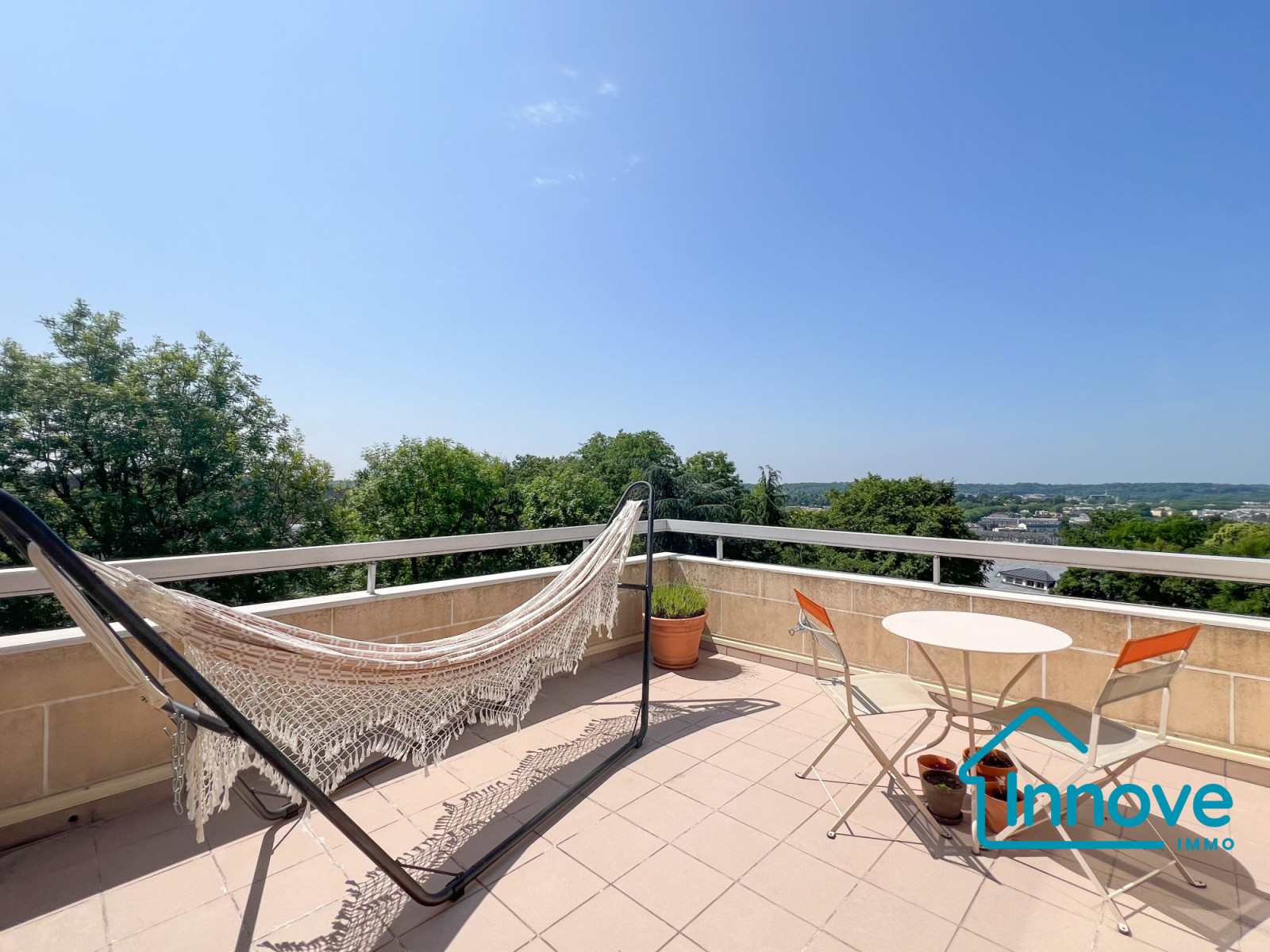 
                                                Vente
                                                 App 3p - Vue Panoramique