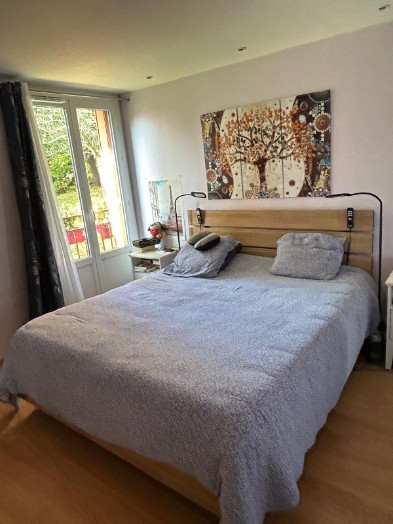 
                                                Vente
                                                 Apparemment 3 pièces Montmorency