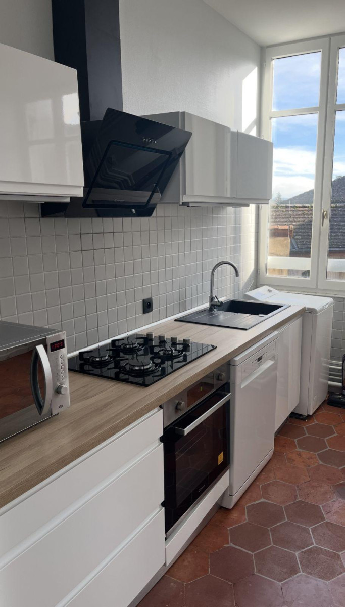 
                                                Location
                                                 Apparemment de charme