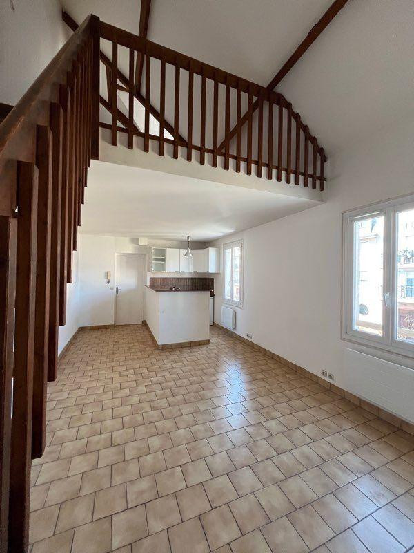 
                                                Location
                                                 Apparemment en duplex 2 pièces Bagneux centre