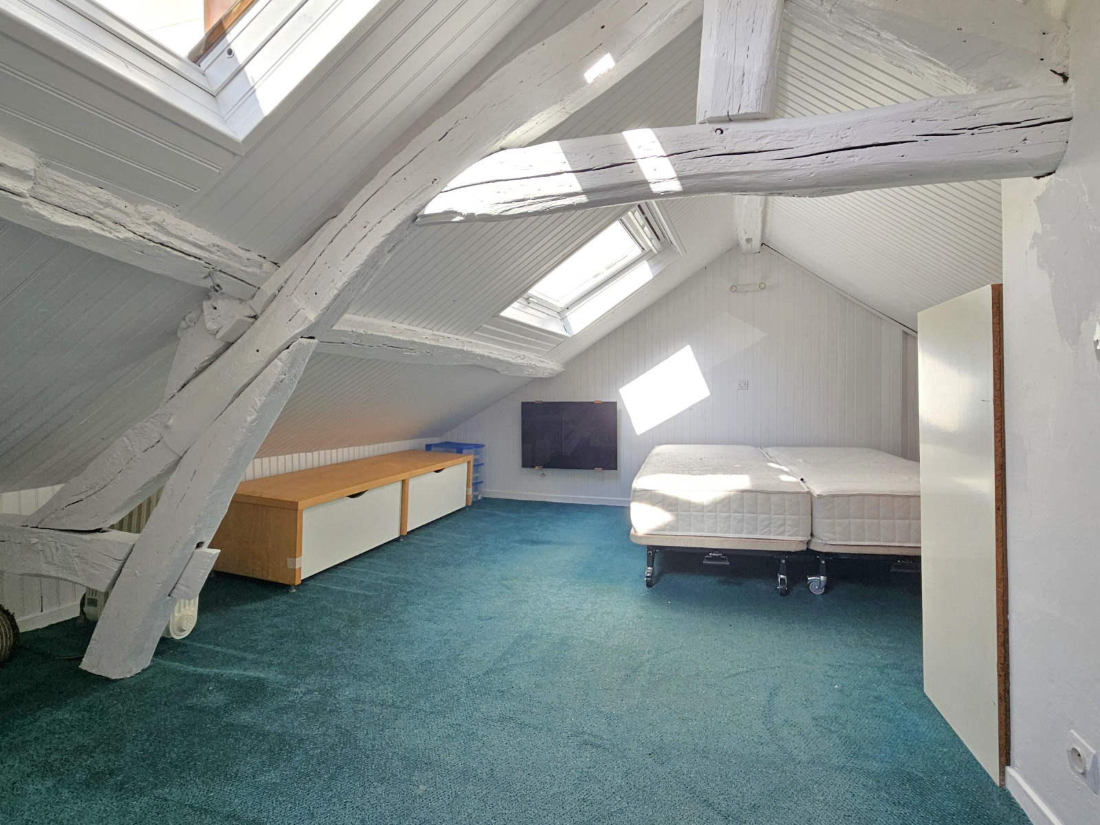 
                                                Vente
                                                 Appart  2 pièces, duplex de 52m² au sol