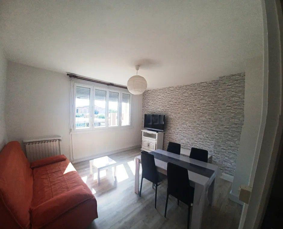
                                                Location
                                                 Appart. 4 pièces 65m² meublé avec parking et cave