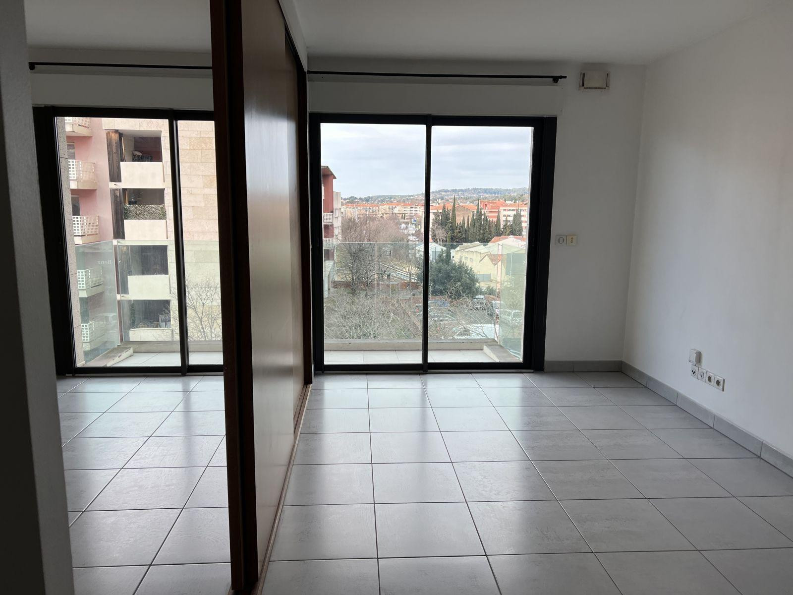 
                                                Location
                                                 Appart Aix T2 proche Grand Théatre de Provence