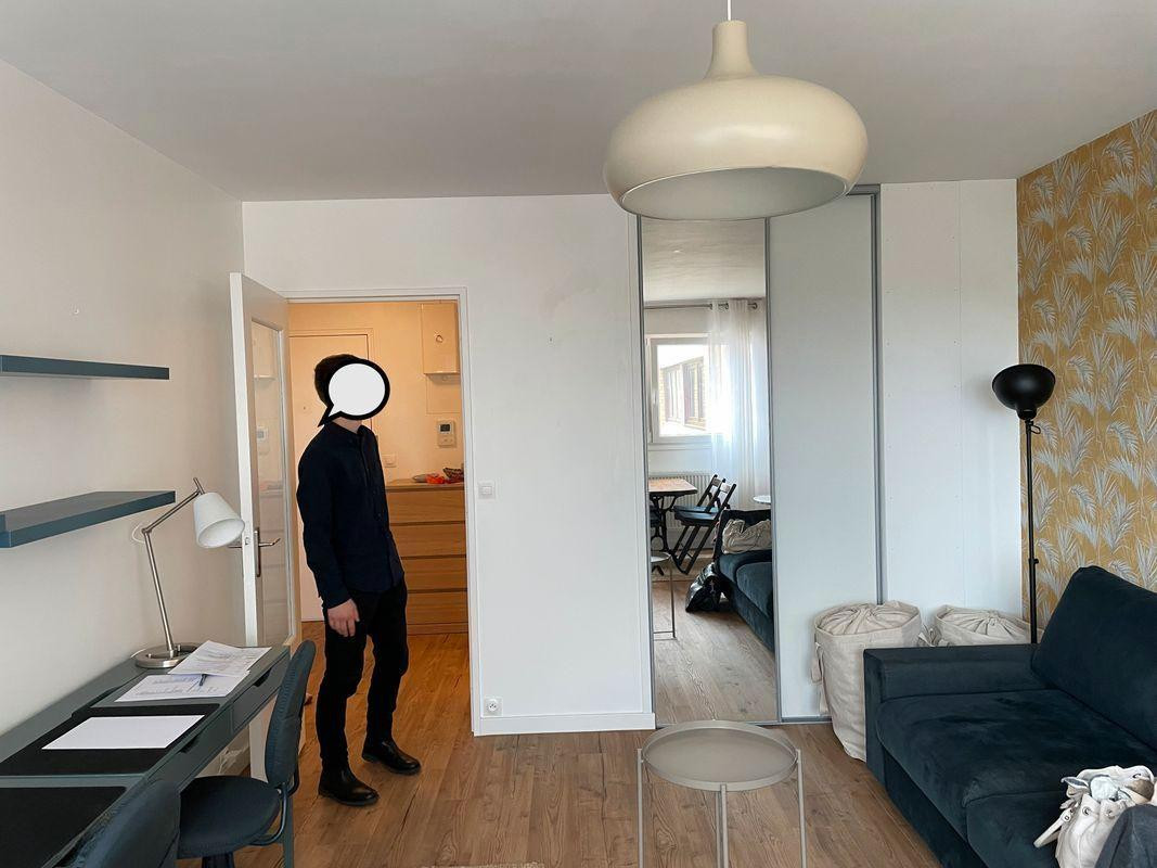 
                                                Location
                                                 Appart meublé F1à Lille entièrement équipé + place
