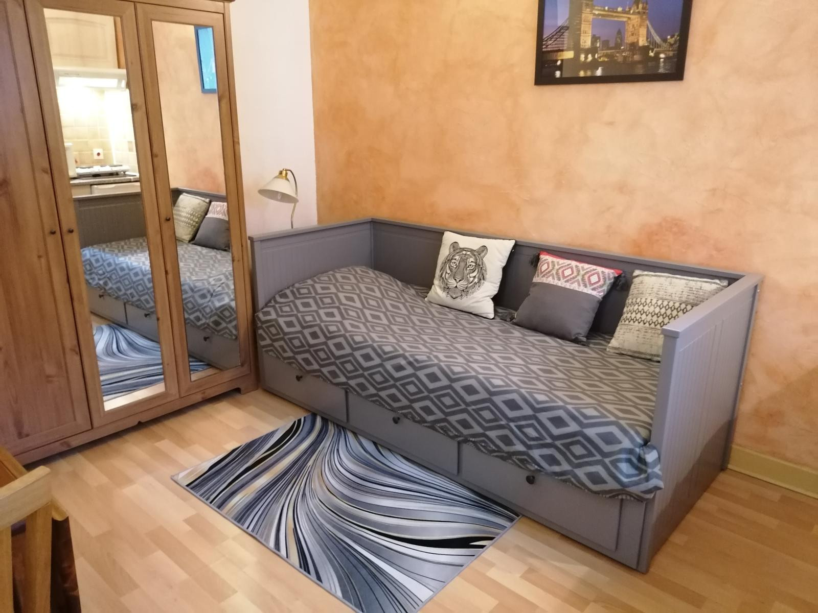 
                                                Location
                                                 Appart Meublé tout confort centre ville Verdun