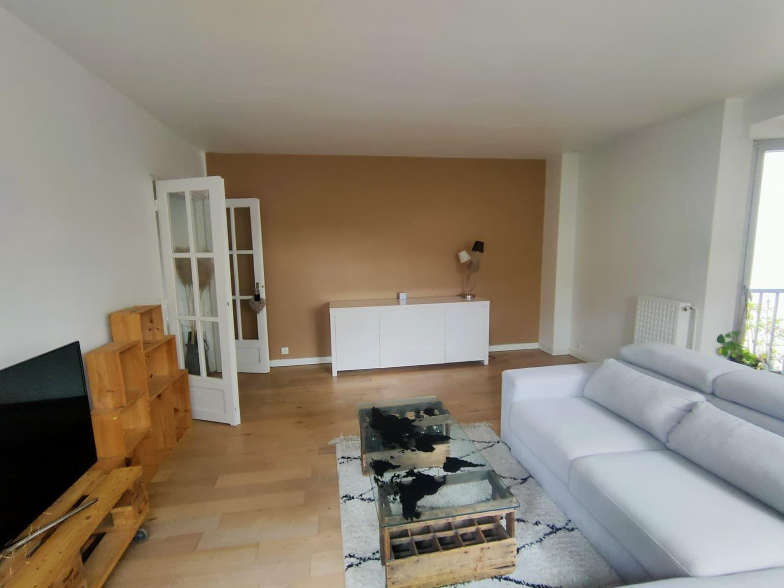 
                                                Location
                                                 Appart refait à neuf livry/le raincyCalme absolu