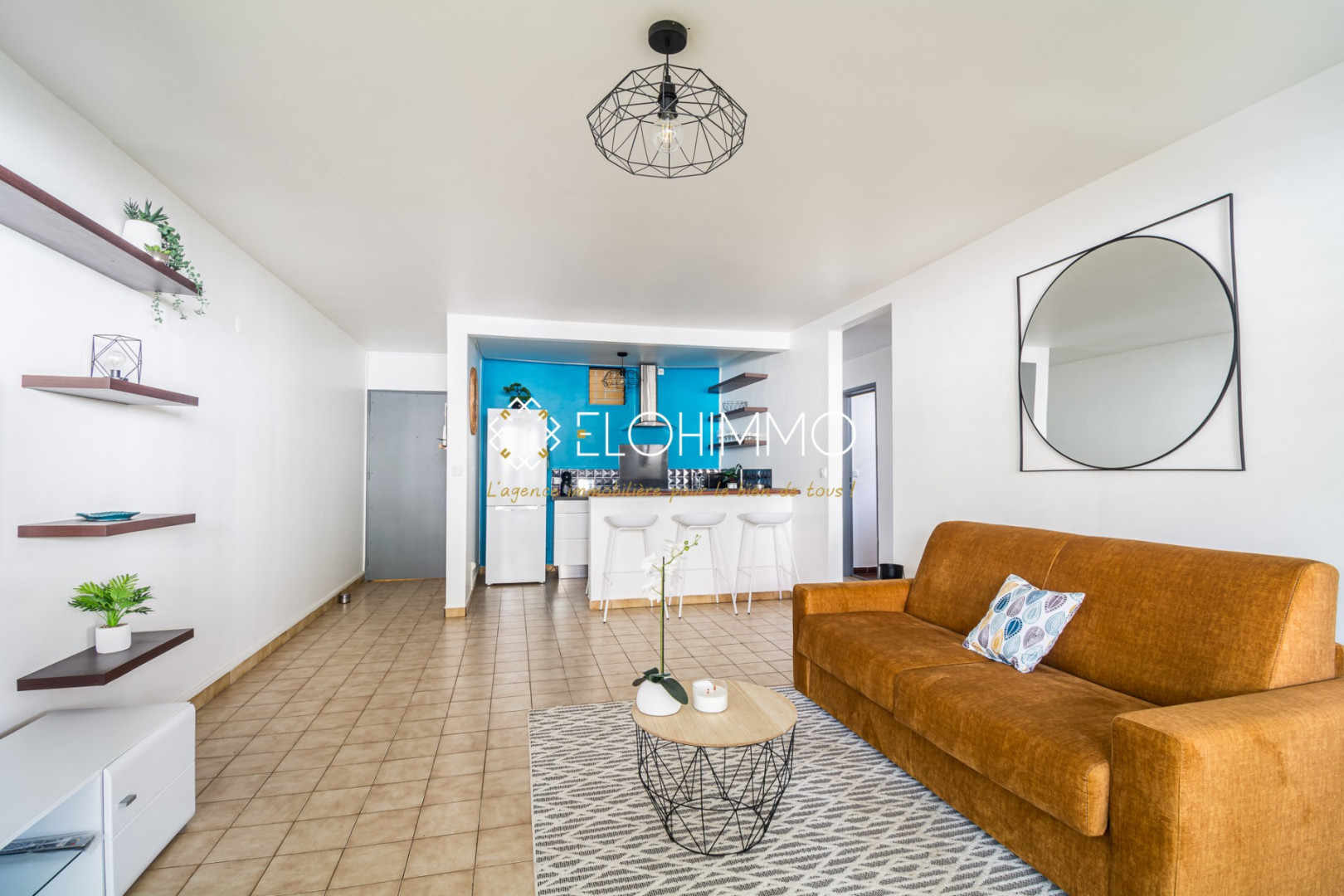 
                                                Vente
                                                 Appart T2 meublé de 66 m² rénové - Prix négociable