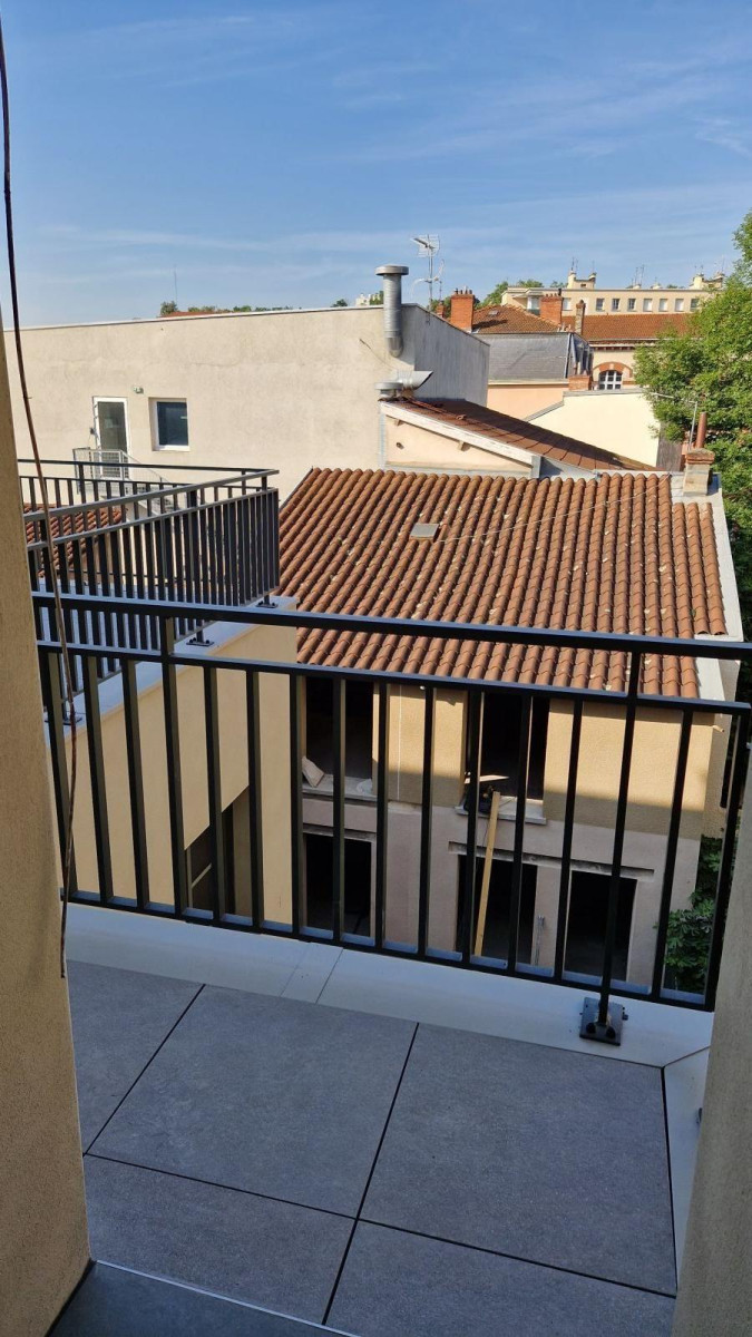 
                                                Location
                                                 Appart T3 coup de cœur