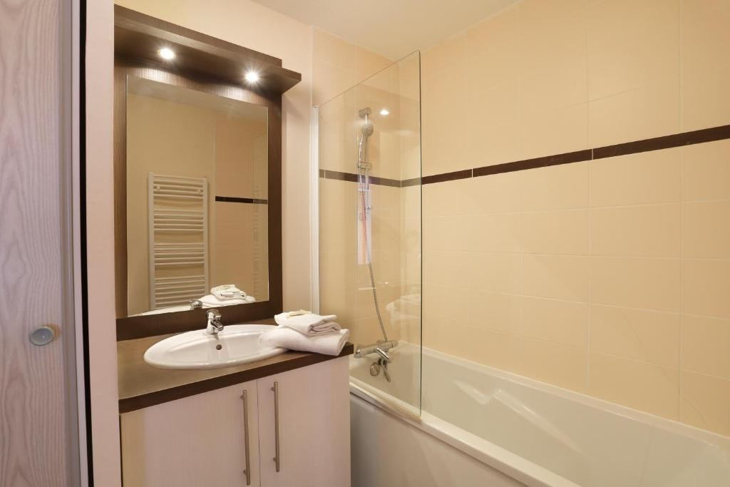 
                                                Vente
                                                 Appart. Type 3 Duplex Lmnp renta. 4.22 %