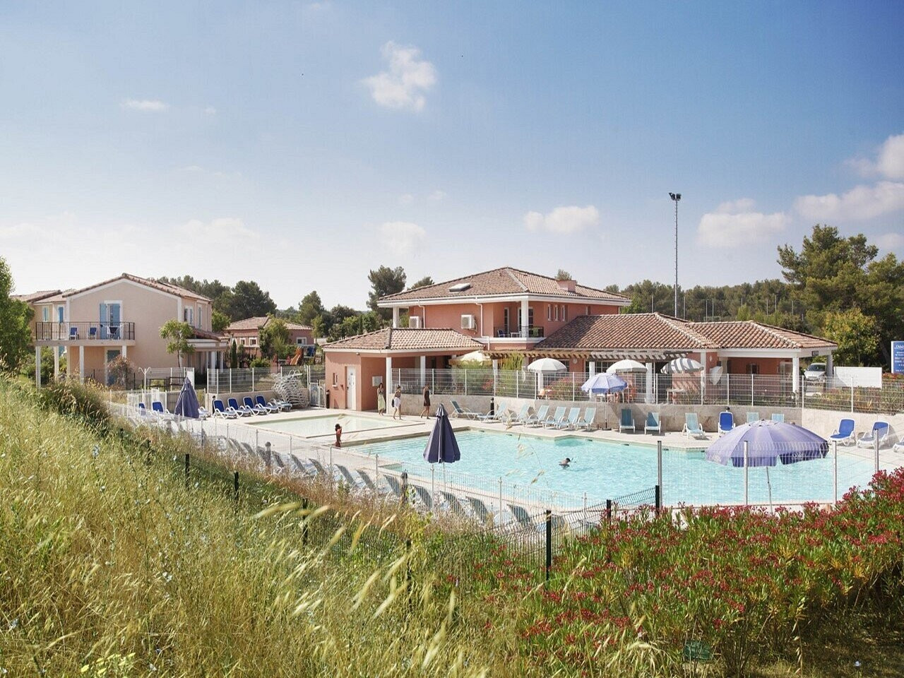 
                                                Vente
                                                 Appart. Type 3 Duplex LMNP revente renta. 5.30 %