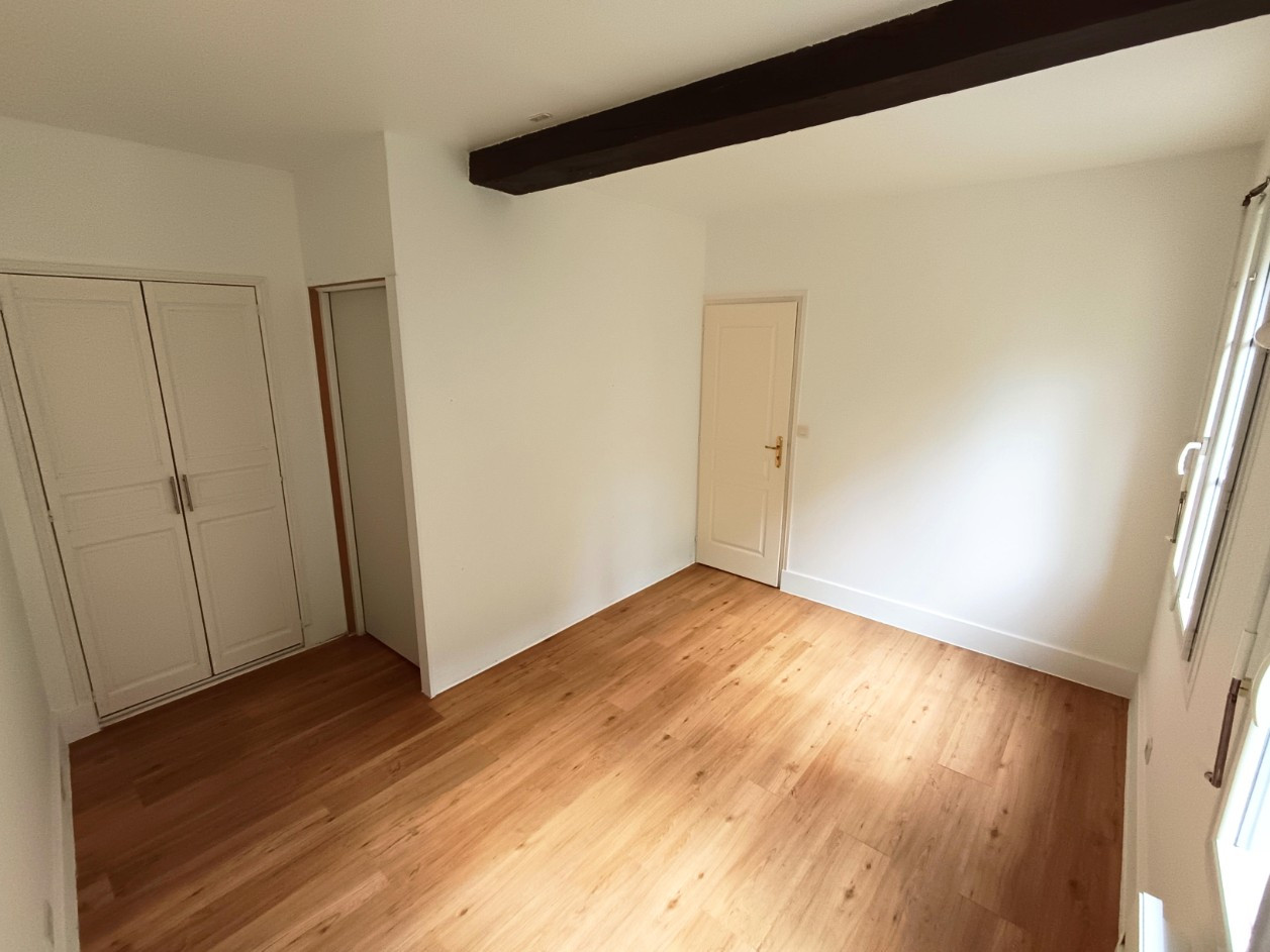 
                                                Vente
                                                 Appartement 1 chambre, Amiens Centre