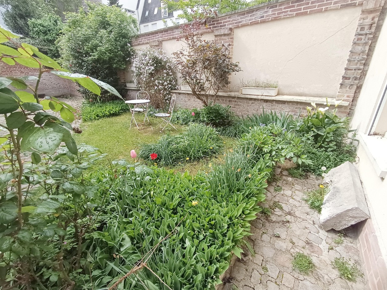 
                                                Vente
                                                 Appartement 1 chambre, Amiens Centre