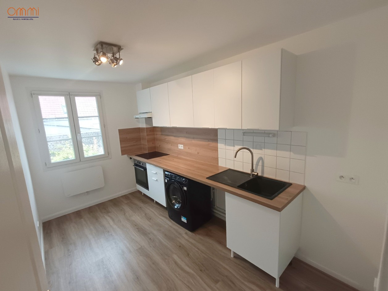 
                                                Location
                                                 Appartement 1 chambre avec parking