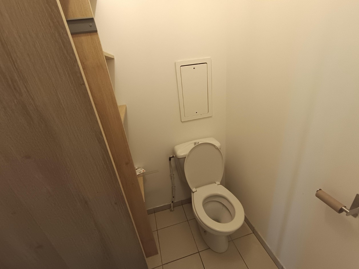 
                                                Location
                                                 Appartement 1 chambre balcon & parking Sud-Est